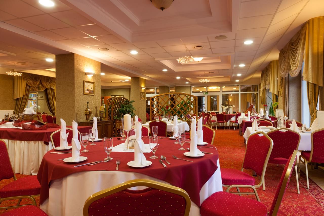 Отель Hotel Albatros Serwy