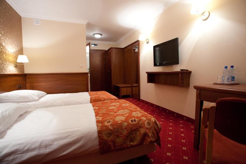 Отель Hotel Albatros Serwy