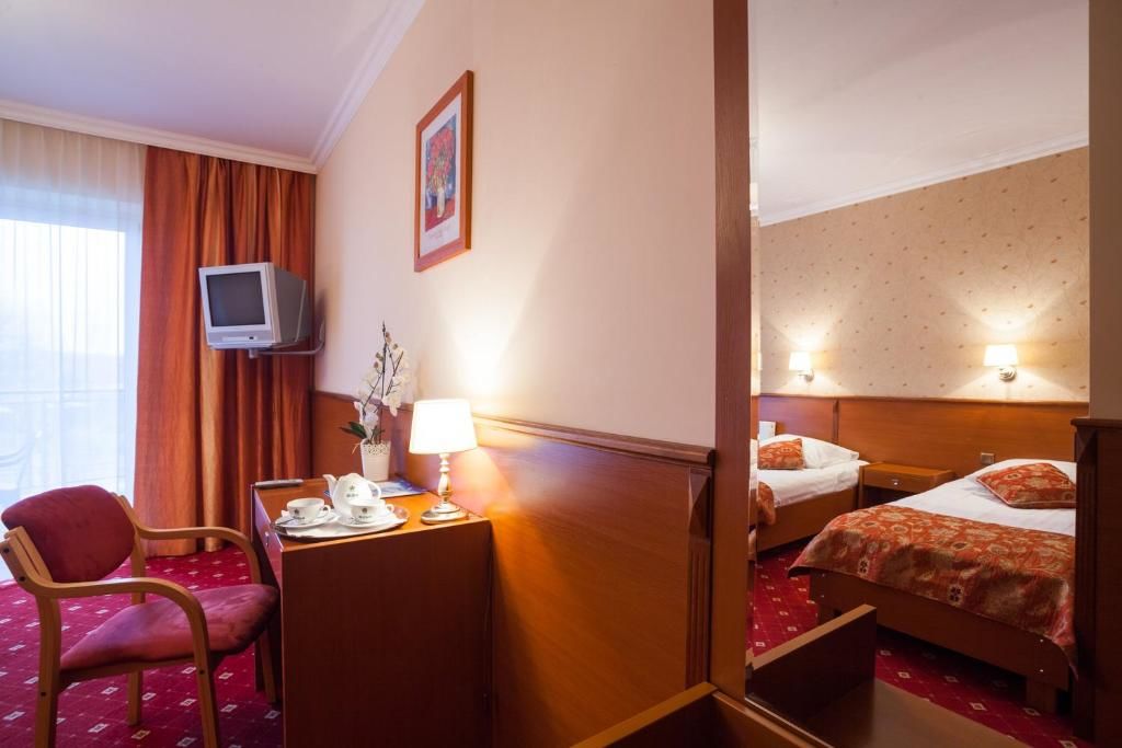 Отель Hotel Albatros Serwy